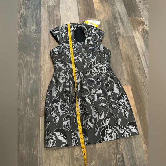Karen Millen Italian Jacquard Deep Scoop Neck Dress Grey Metallic US 12 UK14 NWT - Picture 10 of 15